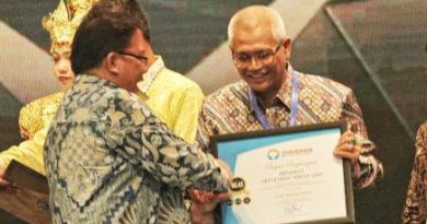 Kota Probolinggo Raih Anugerah Kepatuhan 2018 dari Ombudsman Republik Indonesia Kota Probolinggo Raih Anugerah Kepatuhan 2018 dari Ombudsman Republik Indonesia