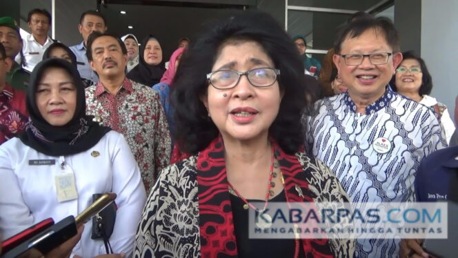 
Menkes RI Nila Moeloek Gandeng Polri dan BPOM Berantas Peredaran Obat Ilegal