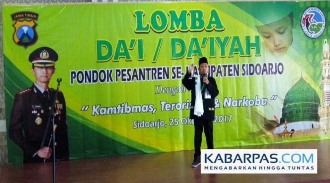 
Dihadapan Polisi, Sejumlah Da’i Cilik Ini Ingatkan Bahaya Narkoba dan Radikalisme