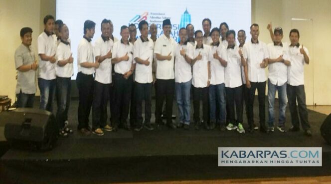 
Ciptakan Media Siber Anti HOAX, AMSI Jatim Gelar Konferwil Perdana