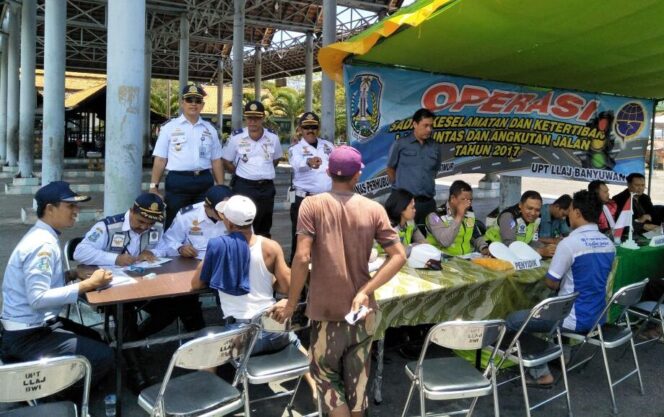 
Minimalisir Angka Kecelakaan, Petugas Gabungan Gelar Razia