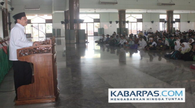 
Ribuan Siswa SMP se-Sidoarjo Ikuti Pentas PAI