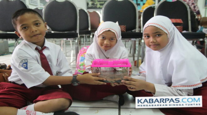 
Siswa Al Muslim Ajak Masyarakat Lindungi Puspa dan Satwa