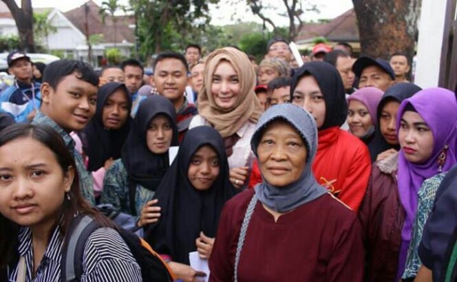 
Jadi Politisi Wanita, Ini Makna Hari Ibu Bagi Nanda Gudban