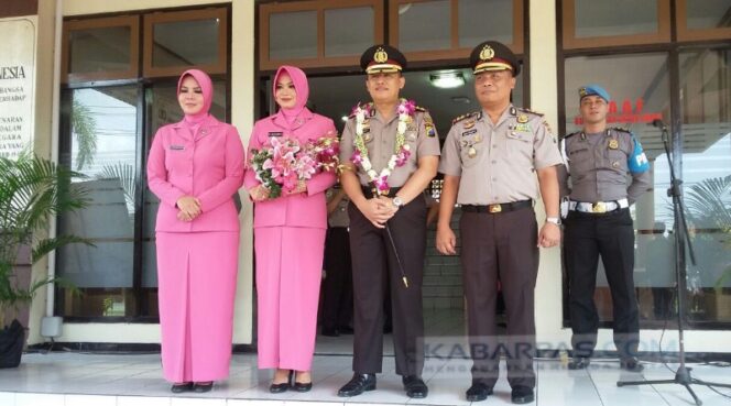 
AKBP Donny Adityawarman, Ambil Alih Tongkat Kepemimpinan Polres Banyuwangi