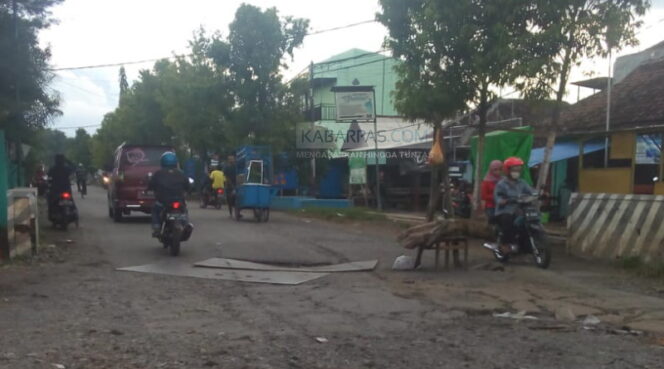 Musim Hujan Datang, Sejumlah Jalan di Pasuruan Mulai Banyak yang Berlubang