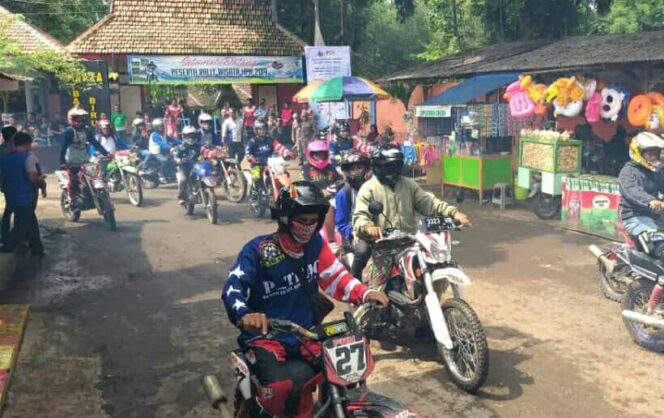 Bersama Ratusan Peserta Rally Wisata Gus Irsyad “Trabas” Jalan Rusak hingga Tanjakan