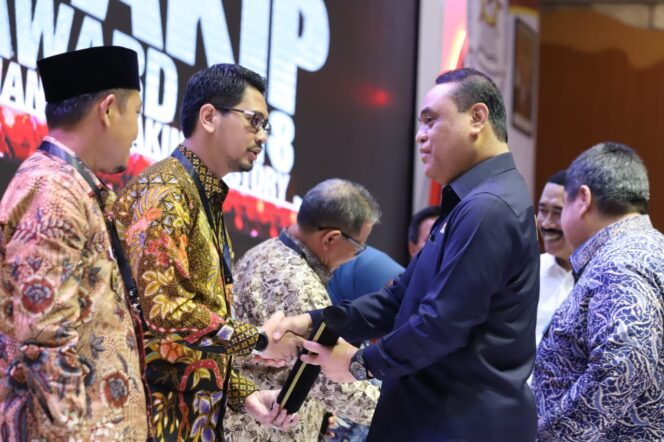 
Pemkot Pasuruan Sukses Raih Predikat SAKIP B dari Kemenpan RB-RI