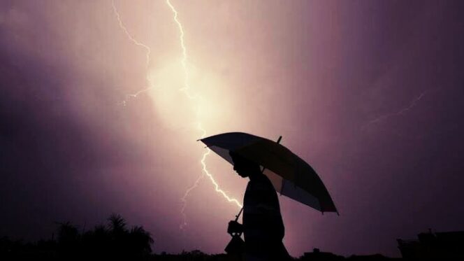 
Seorang Petani di Rejoso Kidul Pasuruan Tewas Tersambar Petir