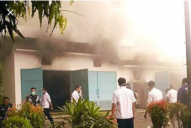 
Pasca Kebakaran, Instalasi Pelayanan RSUD Saiful Anwar Ditutup