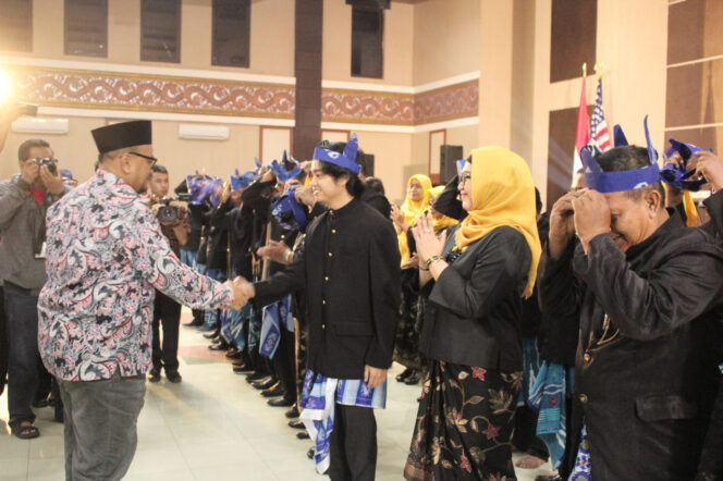 
Konser Dangdut Cowboys Semarakkan Pengukuhan Pengurus Dewan Kesenian Probolinggo