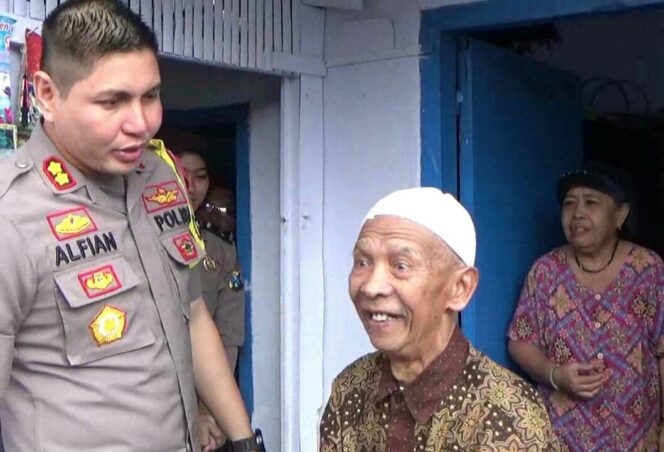 
Cerita Kakek Suparman yang Tekun Berjualan Bakpao Keliling Demi Jadikan Tiga Anaknya Sukses