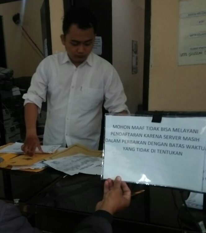 
Duhh, Pelayanan Capil di Kabupaten Pasuruan Dikeluhkan Warga