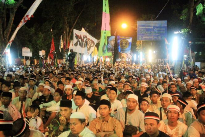 
Ribuan Jamaah Hadiri Doa Bersama untuk Keutuhan NKRI 