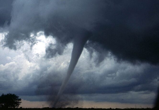 Waspada! Malang Tiga Hari Kedepan Hujan Disertai Angin dan Petir