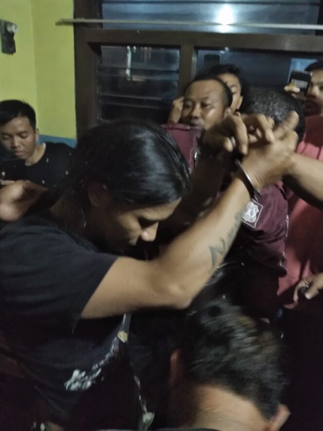 Maling Motor Bawa Sabu Tertangkap Warga