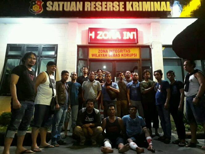 
Dua Pelaku Kejahatan dengan Modus Ban Kempes Ditembak Polisi