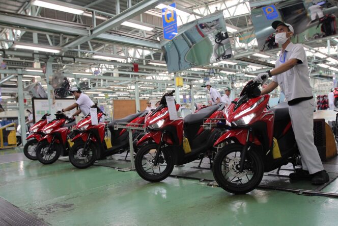 
Skutik Populer Honda Vario Tampil Baru