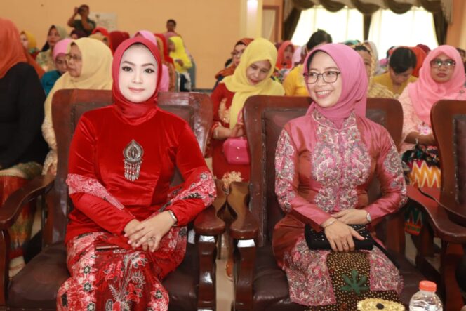 
Pemkot Pasuruan Gelar Resepsi Peringatan Hari Kartini 2019