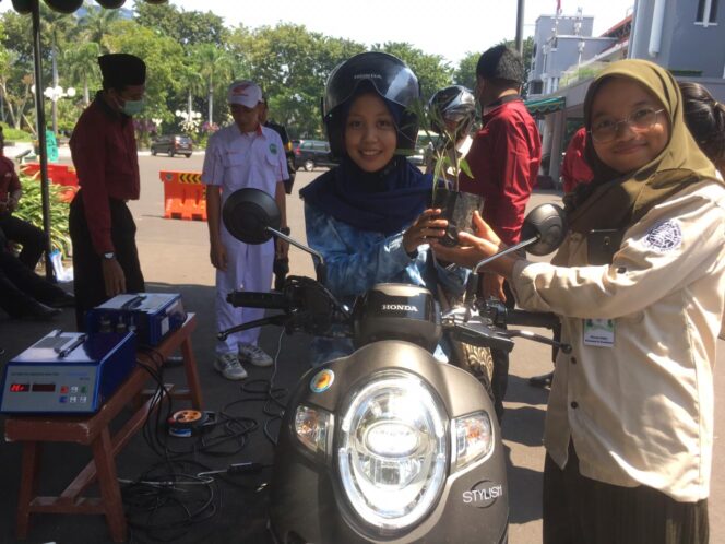 
MPM Dukung Kegiatan Uji Emisi Bagi Kendaraan Roda Dua di Surabaya