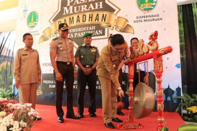 
Wawali Teno Resmi Membuka Pasar Murah Ramadan 2019