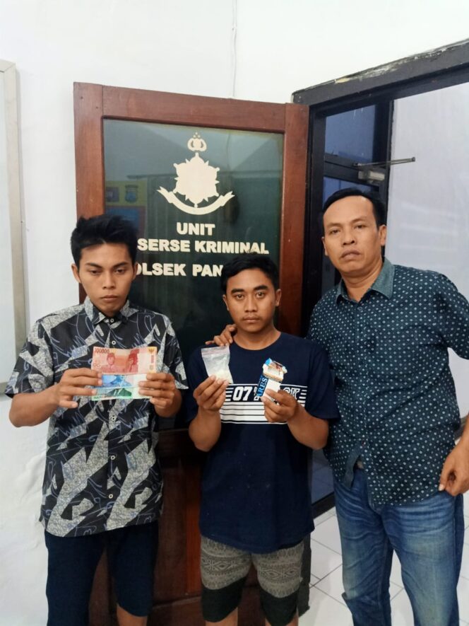 
Jual Pil Koplo, Dua Pria Asal Kejayan Ditangkap  