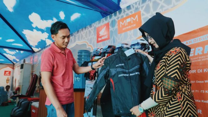 
Ribuan Pemudik Kunjungi Bale Santai Honda di Jawa Timur