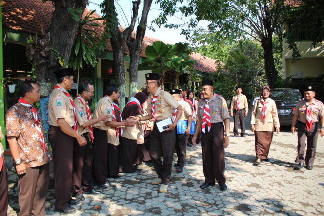 
Tiga Gudep Sekolah di Probolinggo Didatangi Tim Lomba Gudep Unggul Jatim