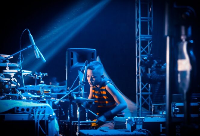 
Mengenal Lebih Dekat Alvin Mahendra, Drummer Cilik Pasuruan dengan Segudang Prestasi