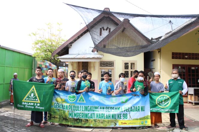 PC IPNU – IPPNU Kota Pasuruan Luncurkan Gerakan Lingkungan Hijau Bareng Pelajar NU
