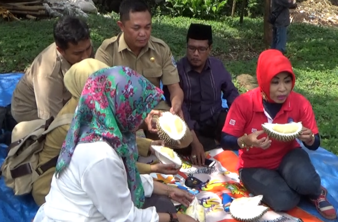 
Legitnya Durian Lokal Asal Lumbang Probolinggo