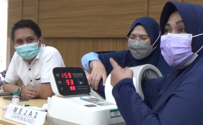 
Anggota DPRD Kota Probolinggo Jalani Vaksi Tahap II