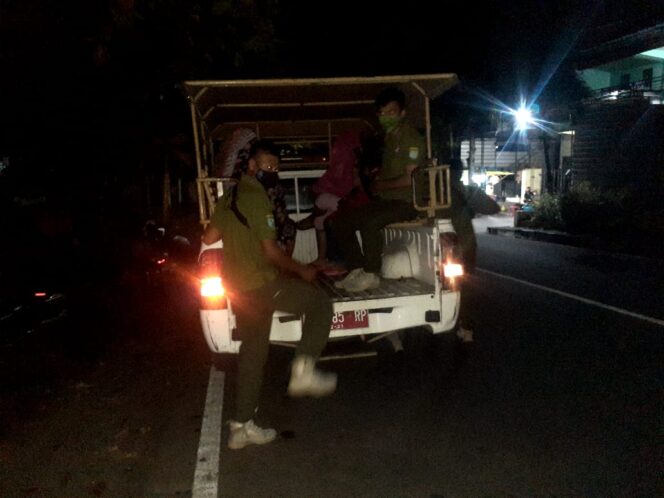 Satpol PP Kota Probolinggo Amankan 4 PSK di Warung Remang-remang