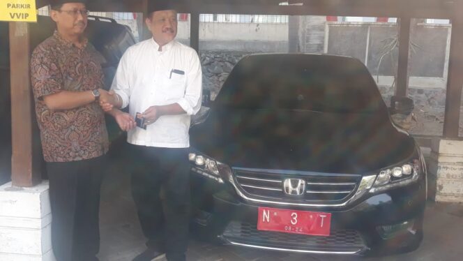 
Tak Layak Pakai, 4 KDJ Pimpinan DPRD Kabupaten Pasuruan Saatnya Ganti