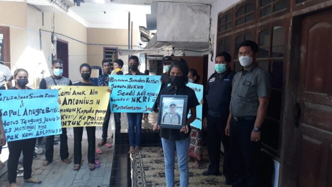 
Keluarga ABK Tewas Asal Probolinggo Minta Dipolisikan