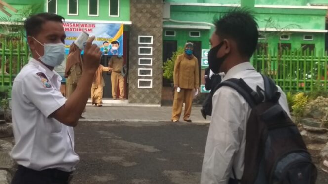 
Covid -19 Cenderung Menurun, Siswa SD –SMP di Kota Probolinggo Mulai Berlakukan Belajar Tatap Muka