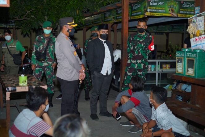 
Satgas Covid Kota Pasuruan Temukan 2 Orang Positif Saat Sidak dan Swab On The Road