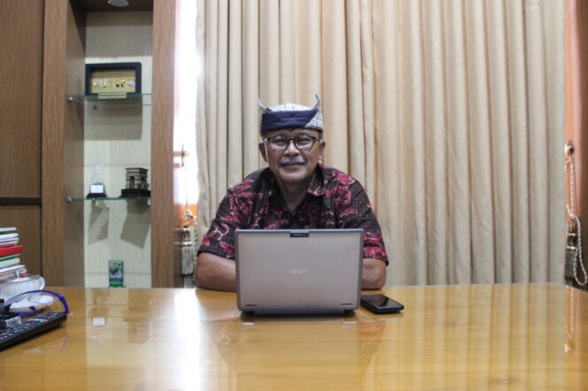 
Wadahi Aspirasi Masyarakat via Online, DPRD Banyuwangi Luncurkan Aplikasi SIPRADA