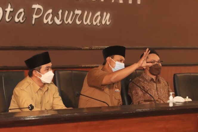 
Gus Ipul Imbau Perangkat Daerah Turut Terlibat Aktif dalam Penyusunan Masterplan