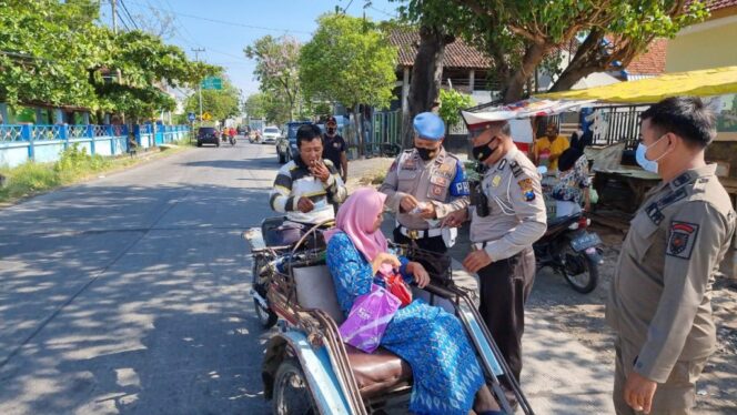 
Upaya Putus Mata Rantai Covid 19, Ini Yang Dilakukan Polsek Mayangan