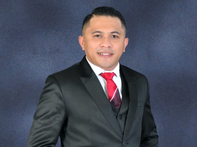 
Refleksi Hari Pahlawan: 100 Tahun Jenderal Hoegeng