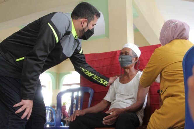 
Wali Kota Probolinggo Targetkan 70 Persen Lansia Tervaksin dalam 2 Pekan