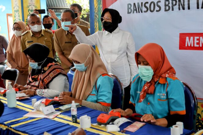 
Ribuan KPM Belum Cairkan Bantuan, Mensos Minta Pemda Kejar Tenggat Sebelum Maret 2022