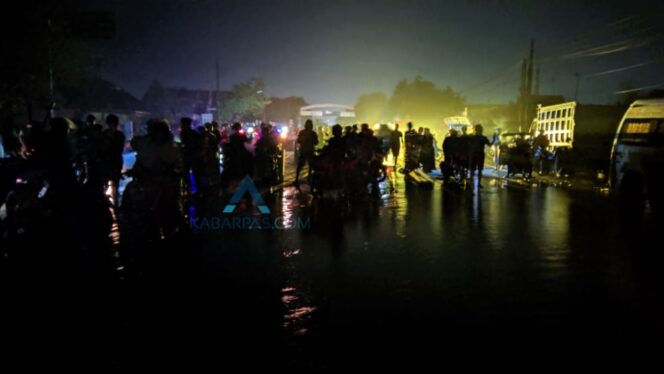 Sempat Lumpuh Total Karena Banjir, Jalur Pantura Pasuruan Kembali Normal