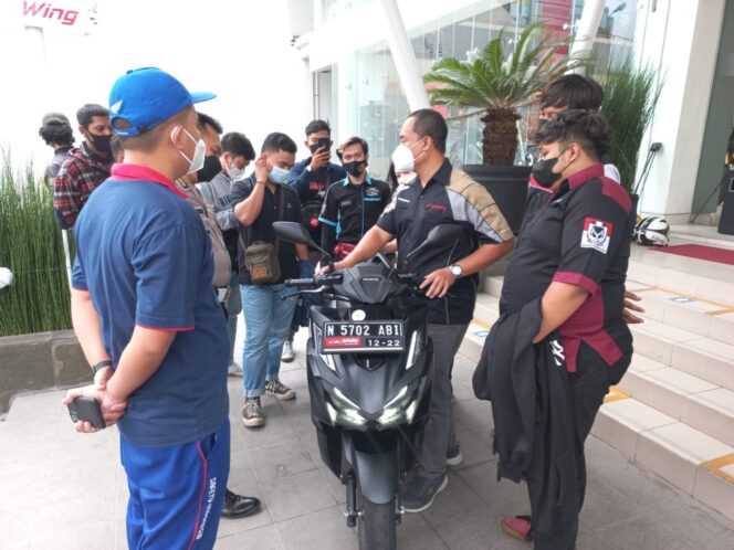 
Gathering Komunitas Honda Malang, Kupas Teknologi All New Honda Vario 160