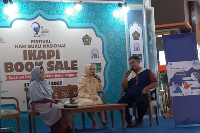 
IKAPI DPC Pasuruan Berikan Wawasan Tetang Perempuan dan Literasi