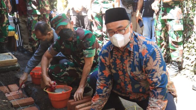 
Pangdam V Brawijaya Rehap 1.952 Rumah Tidak Layak Huni