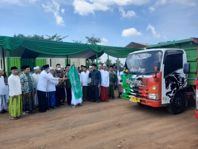 
Gus Ipul Apresiasi Gerakan Tanah Urug yang Diinisiasi PCNU Kota Pasuruan