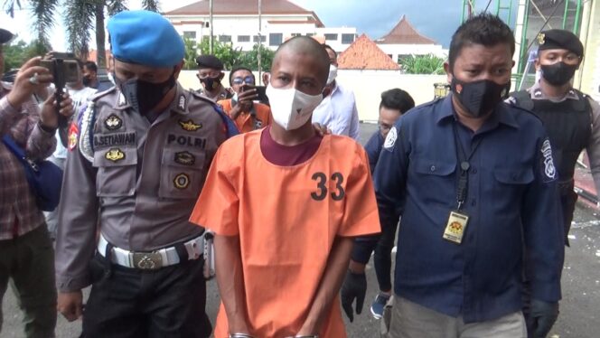 
Polisi Tangkap Terduga Provokator Perusakan Rumah Warga yang Dituduh Punya Santet