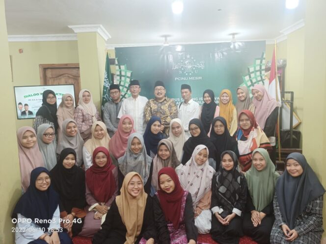 
Bertemu Mahasiswa Indonesia di Al-Azhar, Ketua PBNU Ingatkan Agar Tak Ikuti Faham Liberal